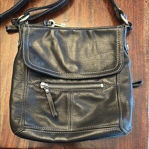 Fossil Black Crossbody Bag with Soft Leather and Practical Design